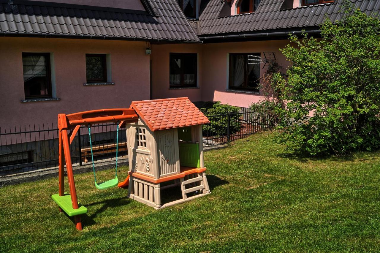 Pokoje U Borzana Bed and Breakfast Biały Dunajec Eksteriør billede