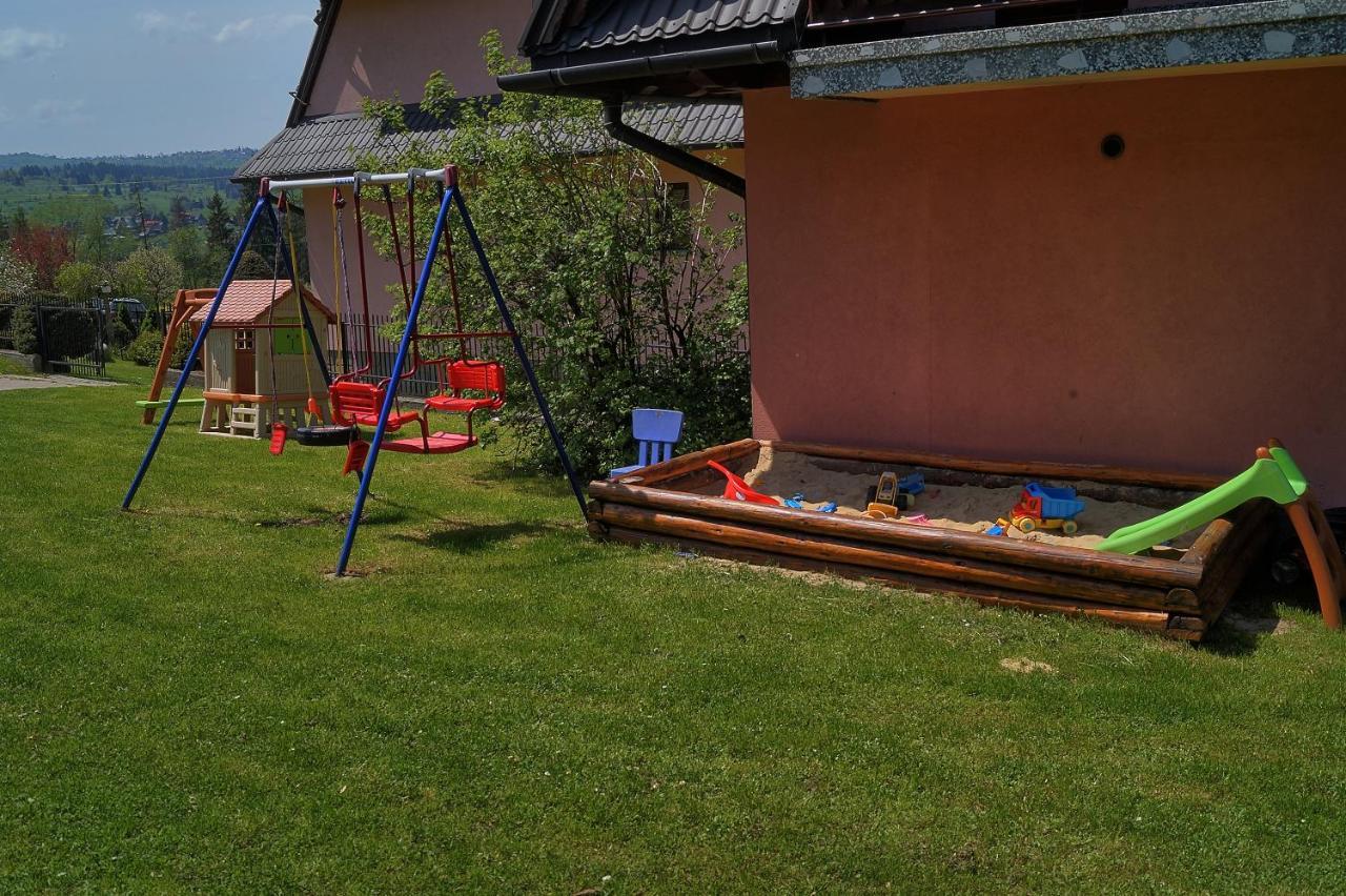 Pokoje U Borzana Bed and Breakfast Biały Dunajec Eksteriør billede