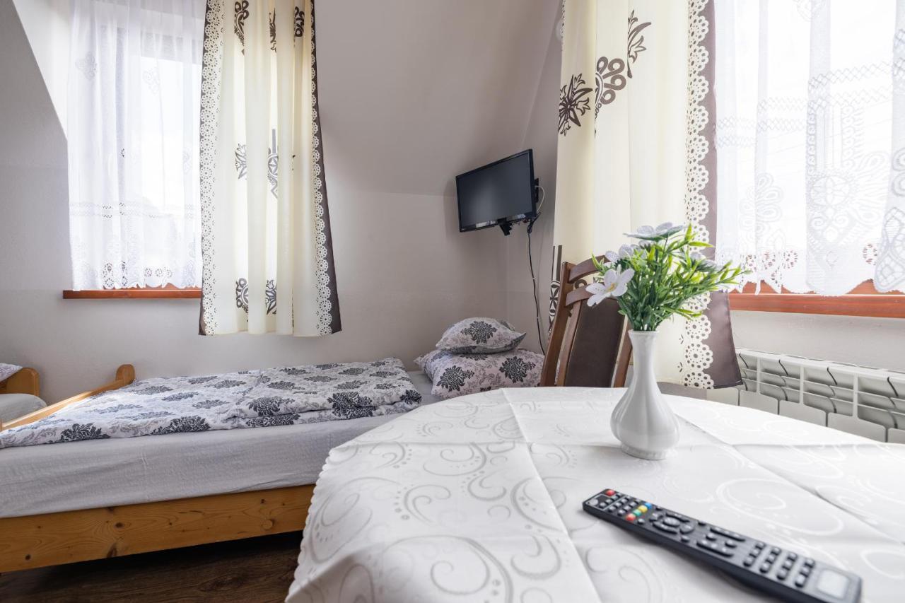 Pokoje U Borzana Bed and Breakfast Biały Dunajec Eksteriør billede